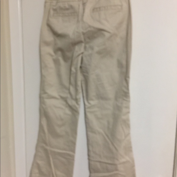 Woman’s pants - Picture 2 of 3